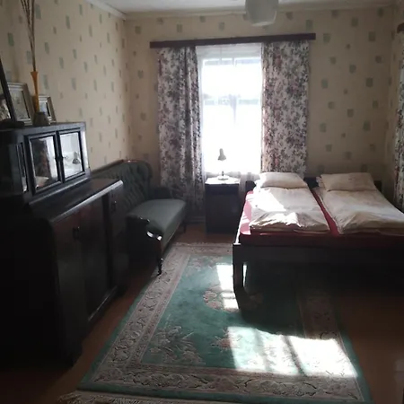 Hiirevanda Holiday House *