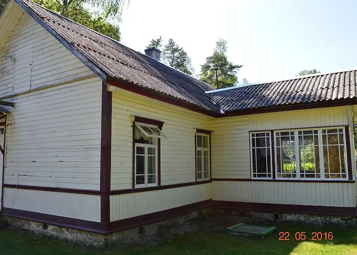 Holiday home Hiirevanda Holiday House *